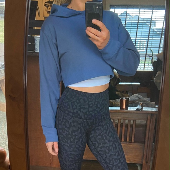 Forever 21 Tops - Forever 21 Blue Cropped Hoodie